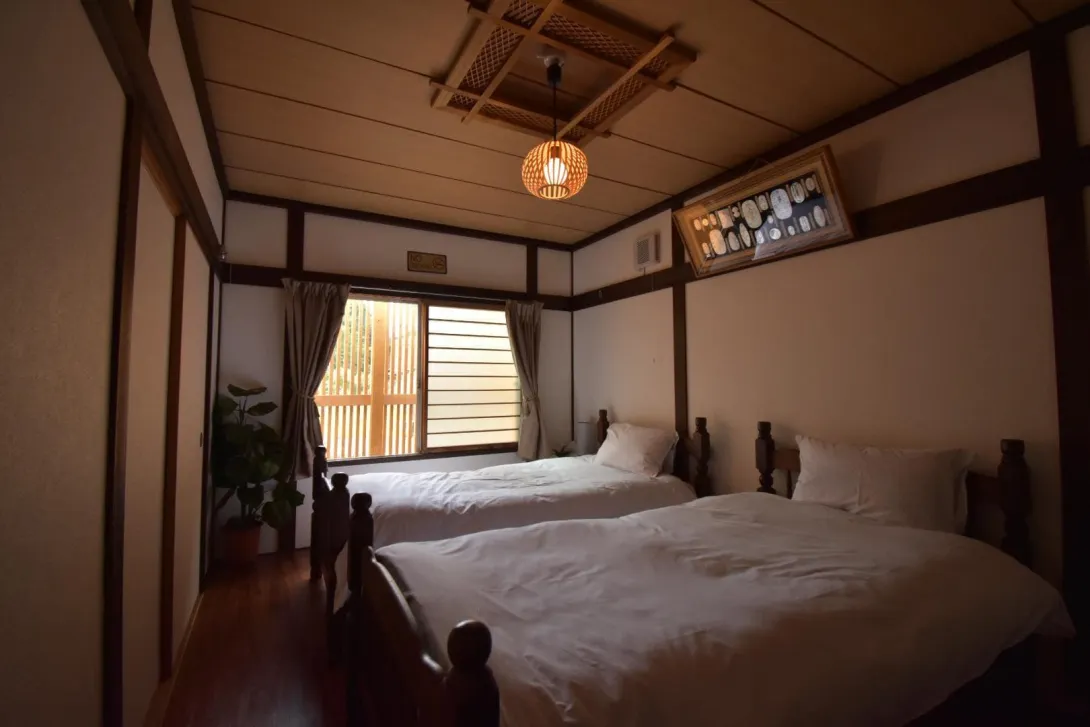 da9f9550-e557-4898-b63f-73f33041f64b